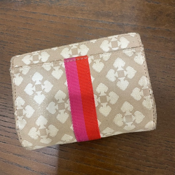 Kate Spade Wallet - Picture 2 of 7